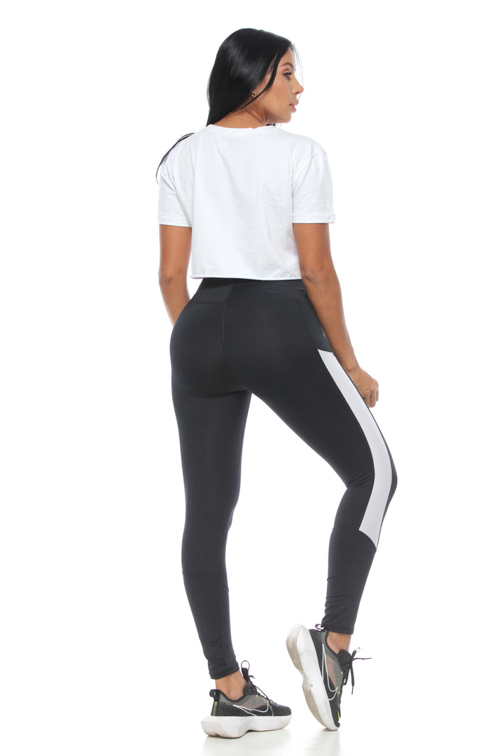 Vazzic Ropa Deportiva para mujer que practican yoga o van al gimnasio | Conjunto deportivo | Leggins | Licras | Tops | Biker | Short | Medellín - Colombia