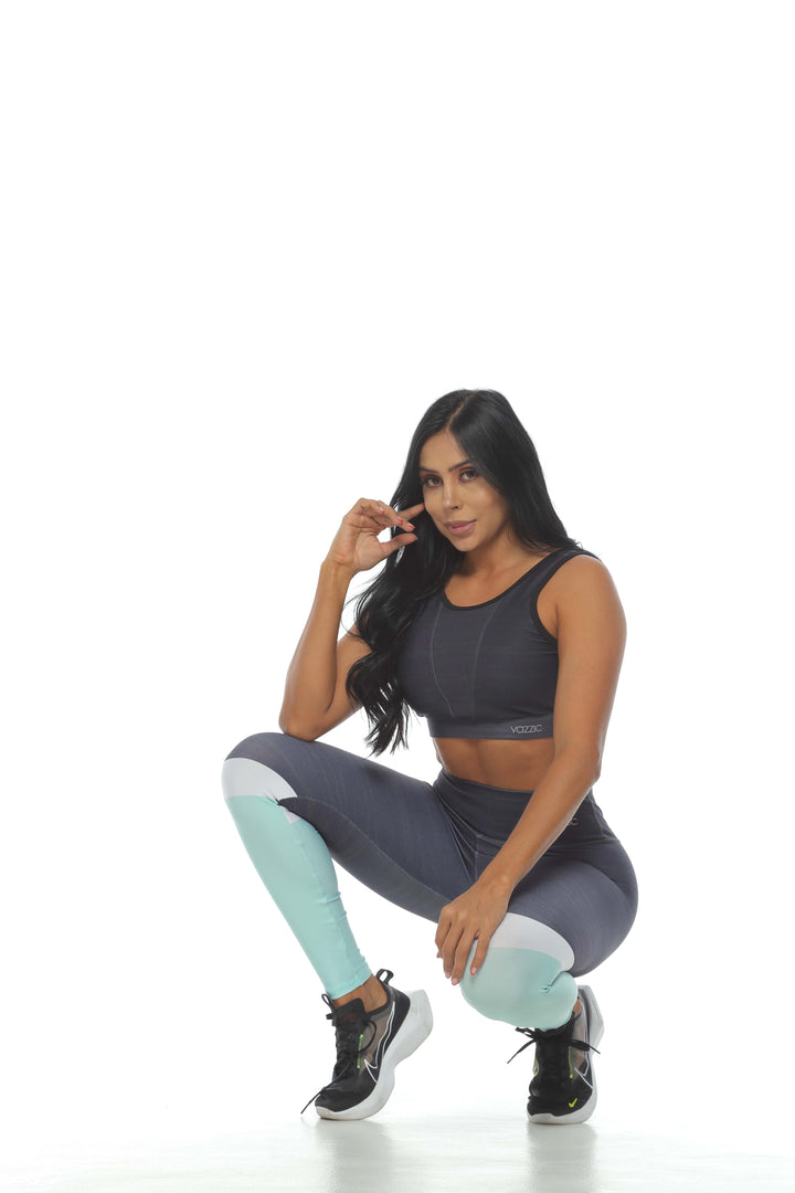 Vazzic Ropa Deportiva para mujer que practican yoga o van al gimnasio | Conjunto deportivo | Leggins | Licras | Tops | Biker | Short | enterizo | Medellín - Colombia