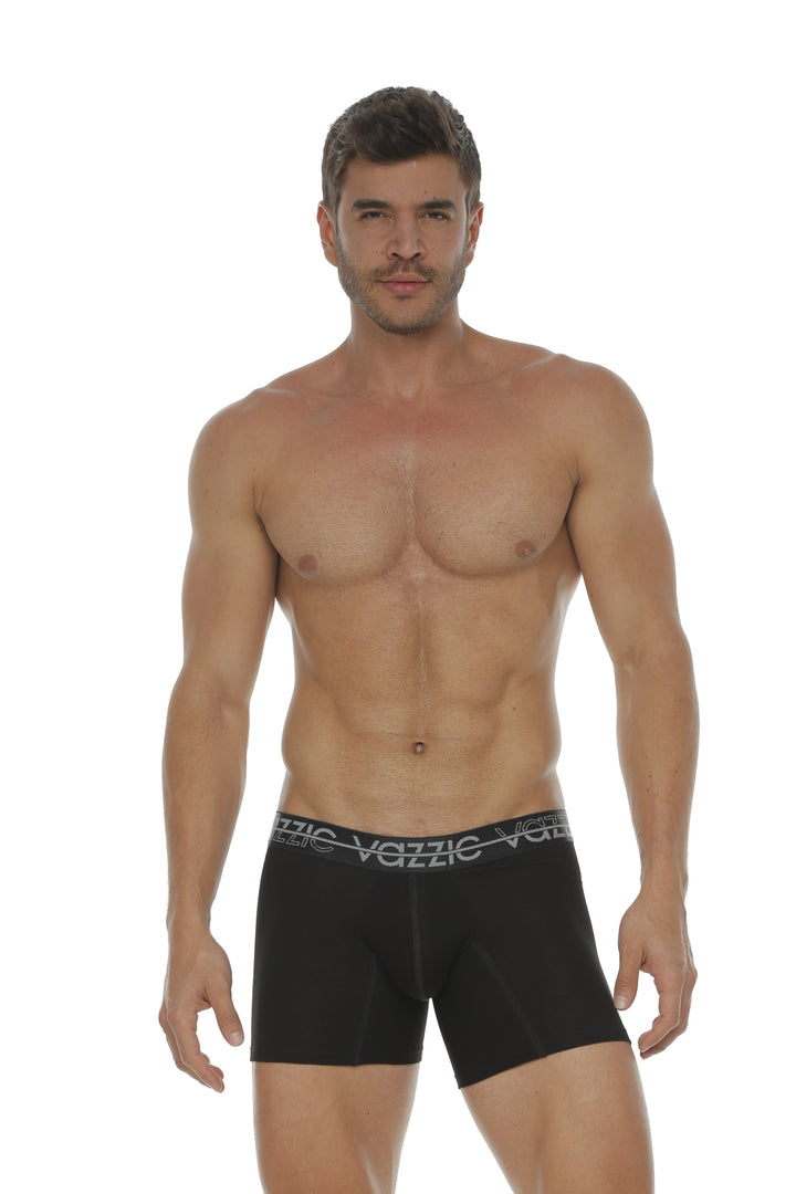 Encuentra aquí : Boxers / Ropa interior para hombre  de algodón para hombre que son infaltables en nuestro armario. Inspirados en las tendencia clásica de hoy,fabricadas con algodón el cual te brinda una suavidad al tacto y frescura insuperable.  Ropa interior / Boxer para hombre al por mayor / distribuidores. VAZZIC